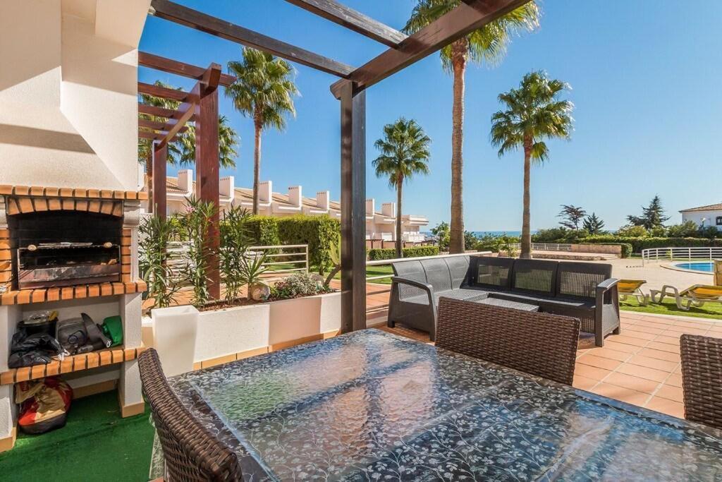 Вілла Fantastic Townhouse With Pool And Sea Views Албуфейра Екстер'єр фото