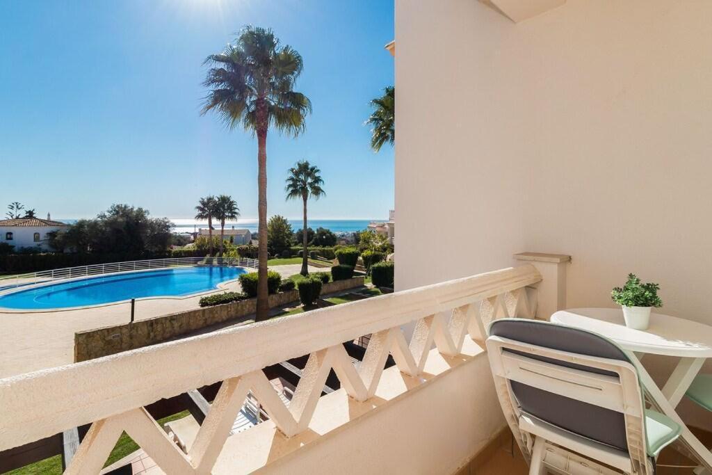 Вілла Fantastic Townhouse With Pool And Sea Views Албуфейра Екстер'єр фото